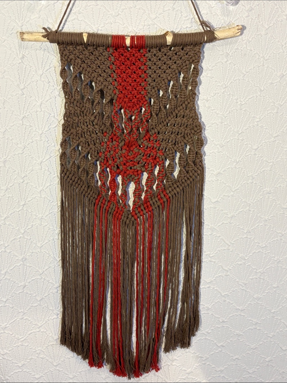 Handwoven Bohemian Brown & Red Macramé Wall Hanging Vintage distinctive Bo ho